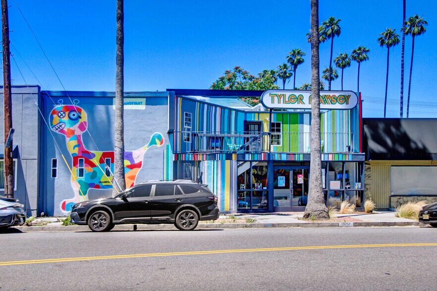 1325713259 Moorpark St, Sherman Oaks, CA 91423