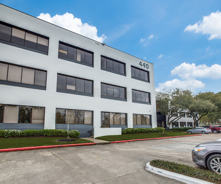 440 Benmar Dr, Houston, TX for lease - Building Photo - Image 1 of 5