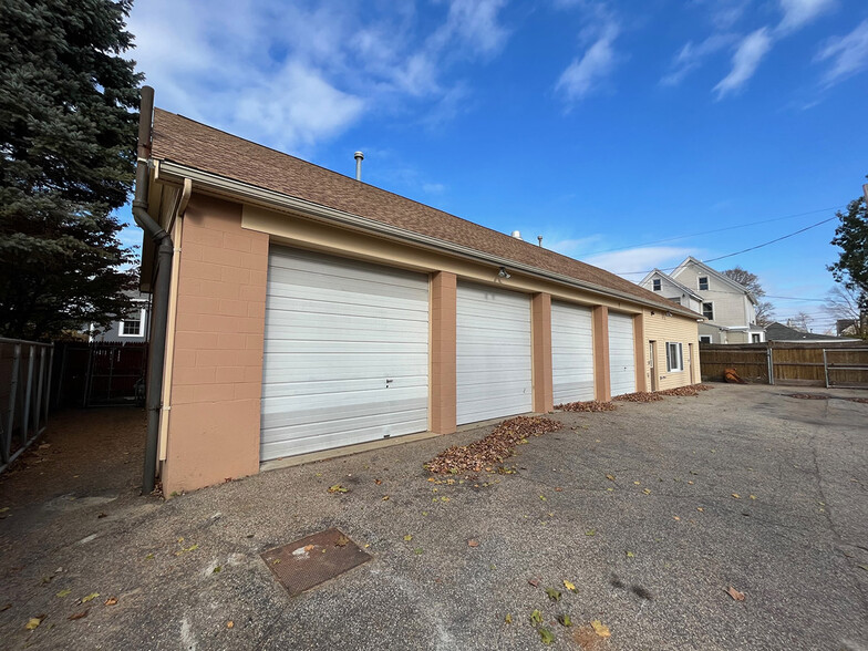 11-R Putnam St, Danvers, MA for lease - Building Photo - Image 2 of 8