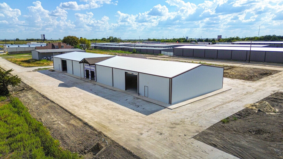 16417 FM 548, Forney, TX for lease - Building Photo - Image 3 of 17