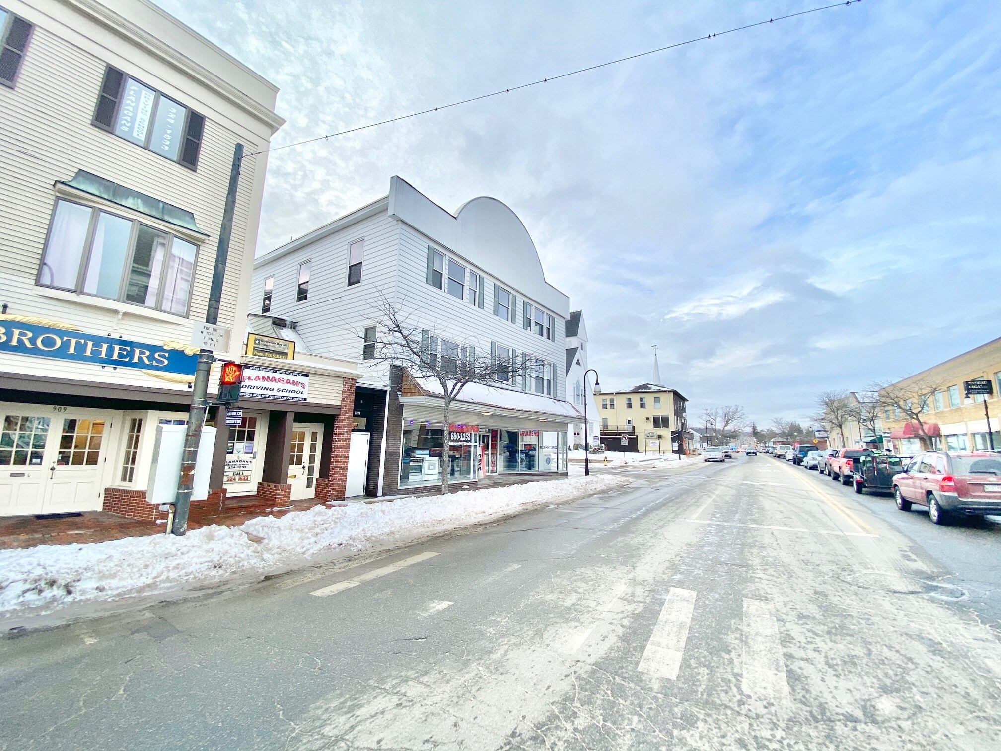 907 Main St, Sanford, ME, 04073 Retail Space For Lease