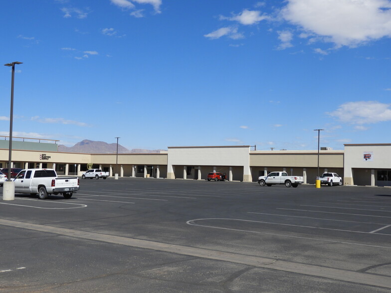 1960 W Thatcher Blvd, Safford, AZ for lease - Building Photo - Image 3 of 10