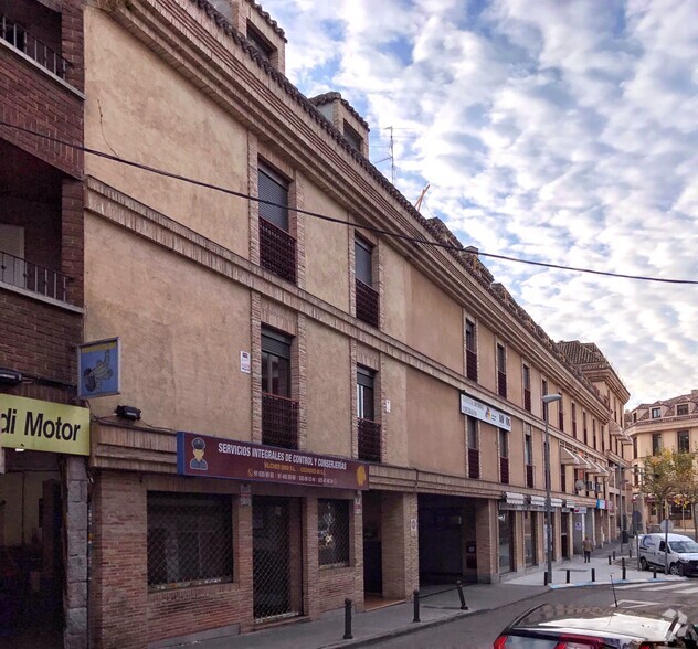 Multifamily in Las Rozas de Madrid, MAD for sale - Building Photo - Image 1 of 2