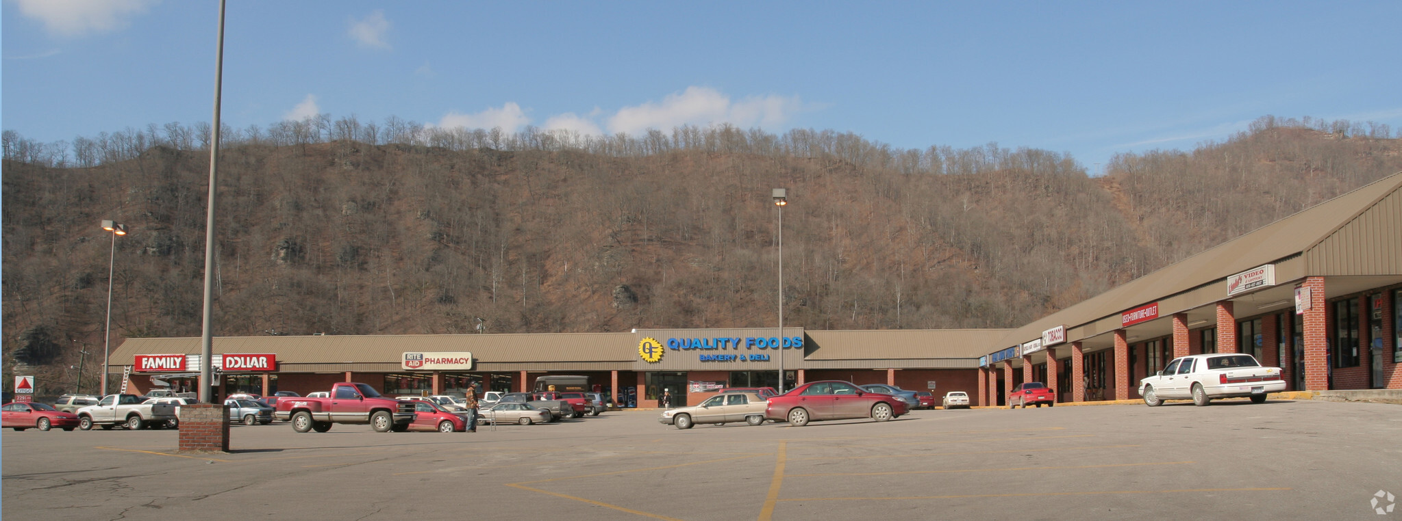 11309-11357 State Highway 1056, Mc Carr, KY for lease Primary Photo- Image 1 of 4