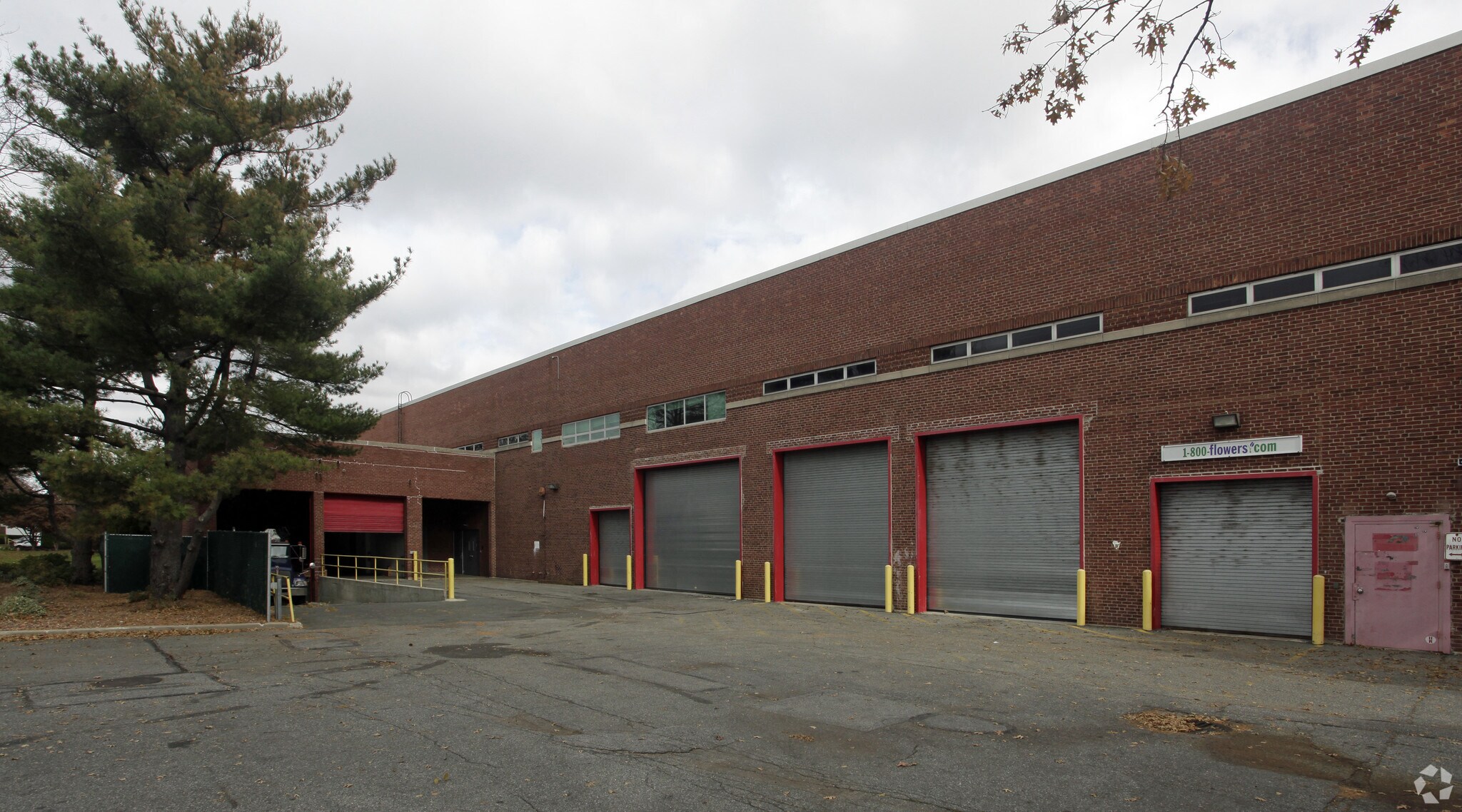 700 Hicksville Rd, Bethpage, NY 11714 Bethpage Business Park