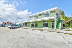 817-823 SE 9th St, Deerfield Beach FL - Storefront Property