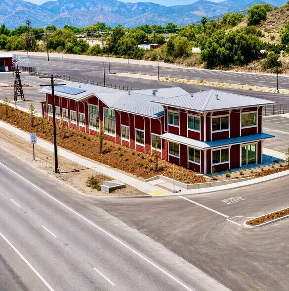 35-39 E Telegraph Rd, Fillmore, CA for lease - Building Photo - Image 1 of 15