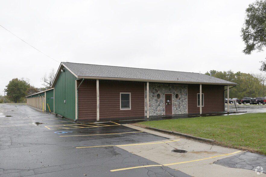 711 E Allegan St, Otsego, MI for sale - Primary Photo - Image 1 of 1