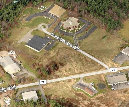 1 Ledgeview Dr, Westbrook, ME for sale - Primary Photo - Image 1 of 1