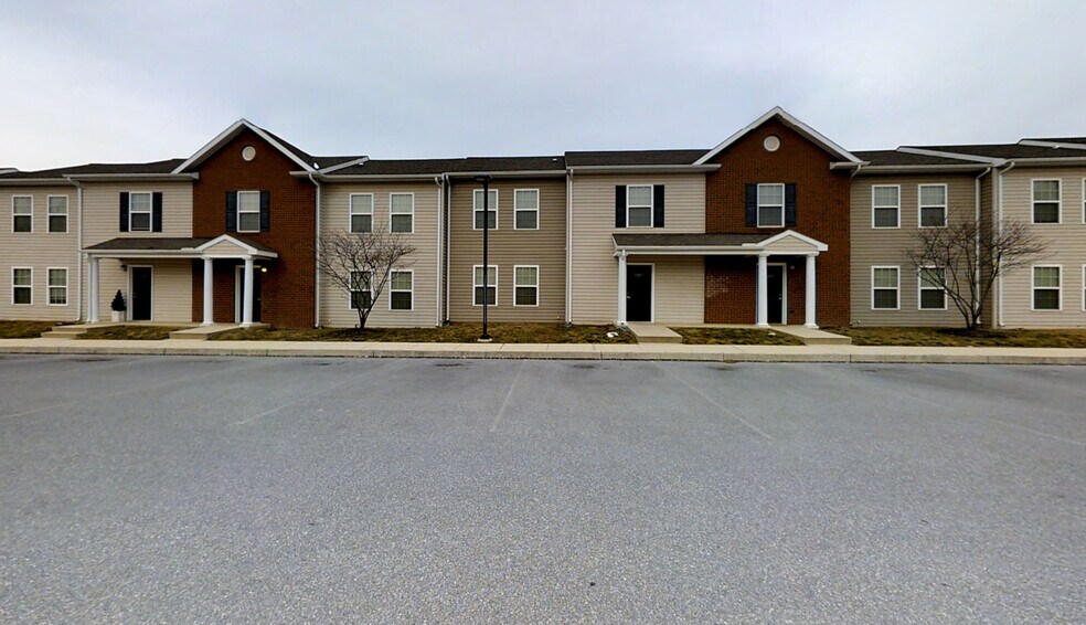 99 Hot Point Ave Shippensburg Pa 17257 Multifamily For Sale Loopnet Com