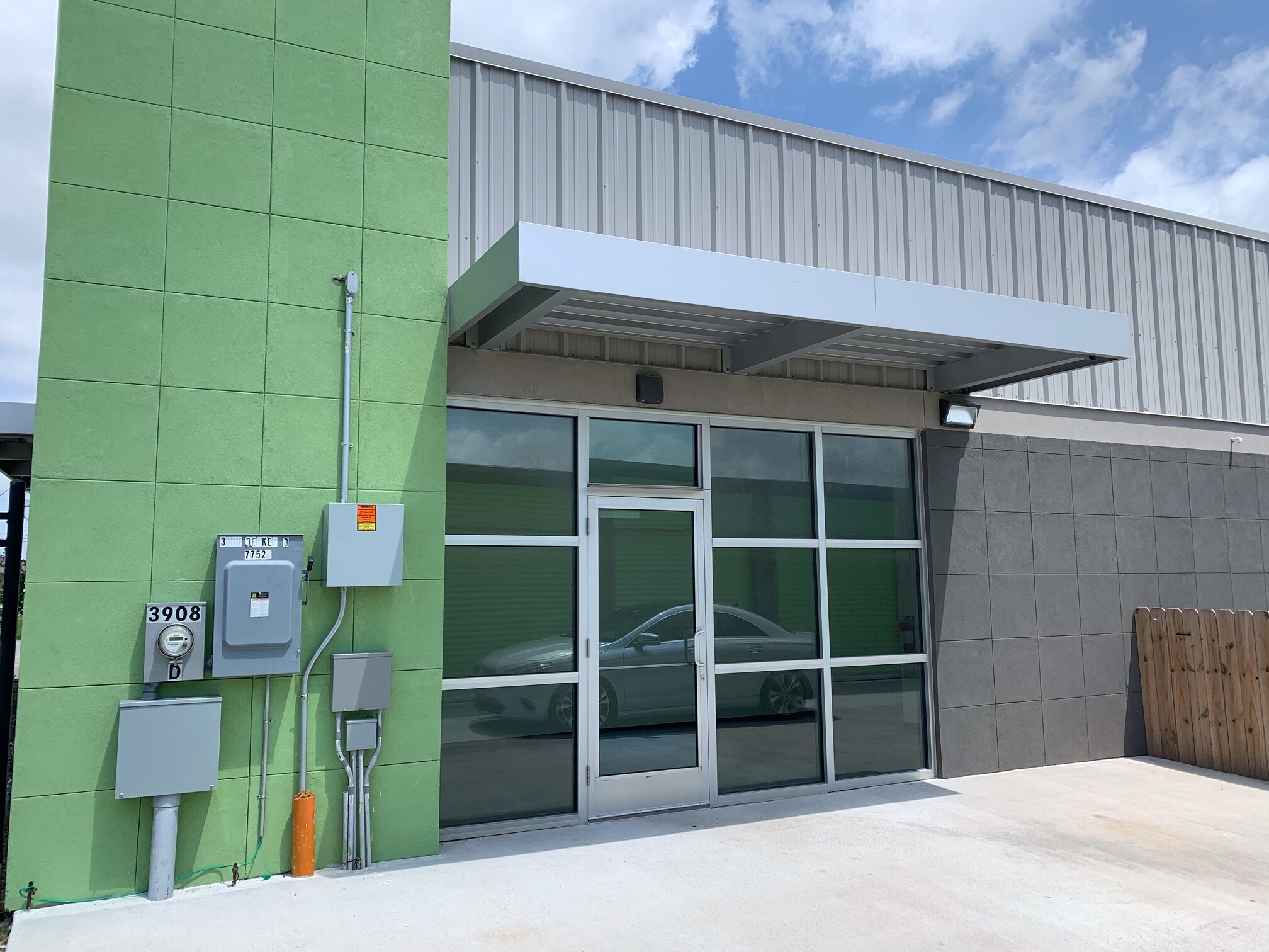 3908 Decker Dr, Baytown, TX for sale Primary Photo- Image 1 of 1