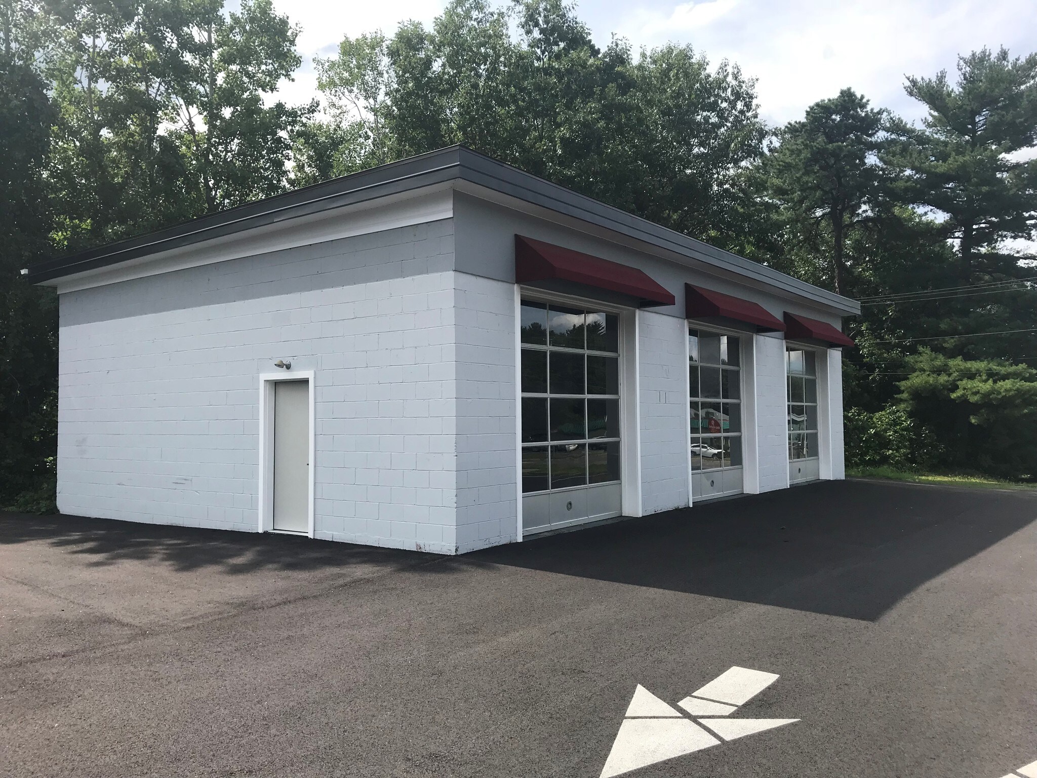 973 Us-9, Queensbury, NY for sale Primary Photo- Image 1 of 1