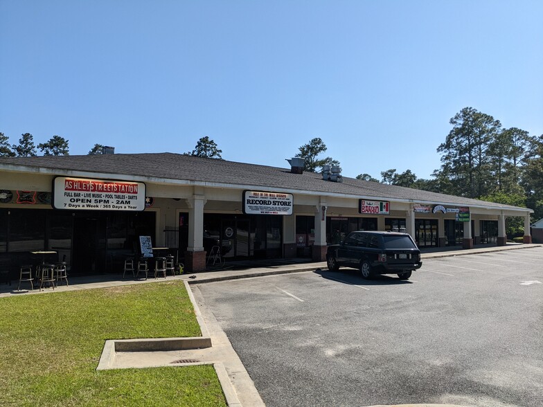 607 Baytree Rd, Valdosta, GA for lease - Building Photo - Image 1 of 5