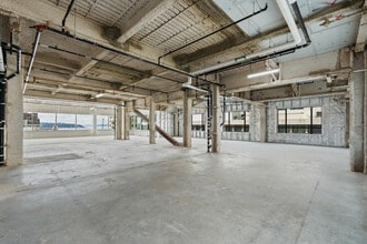 1015 2nd Ave, Seattle, WA for lease Interior Photo- Image 2 of 9