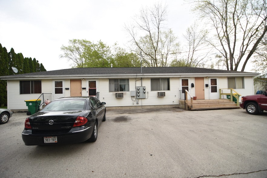 1306 Western Ave, Green Bay, WI 54303