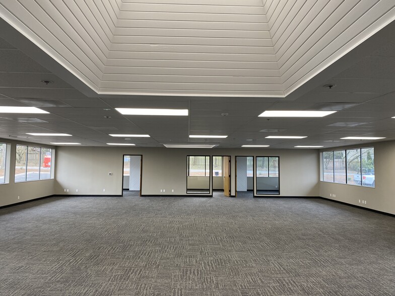 10189 SW Avery St, Tualatin, OR for lease - Interior Photo - Image 2 of 13