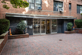 More details for 11045 71st Rd, Forest Hills, NY - Office for Lease