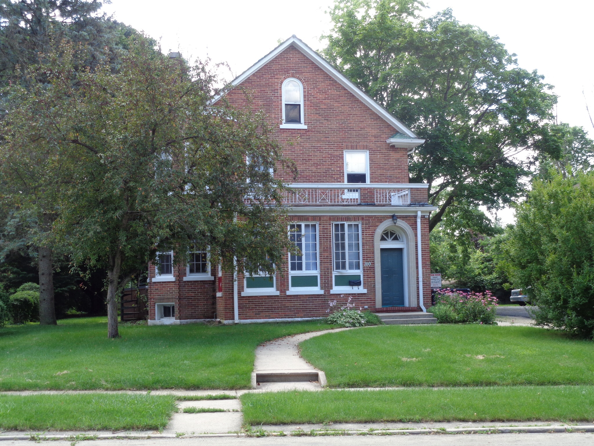 314 Augusta Ave, Dekalb, IL for sale Primary Photo- Image 1 of 1