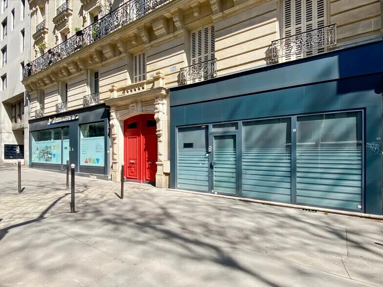 Retail in Paris for lease - Building Photo - Image 1 of 8