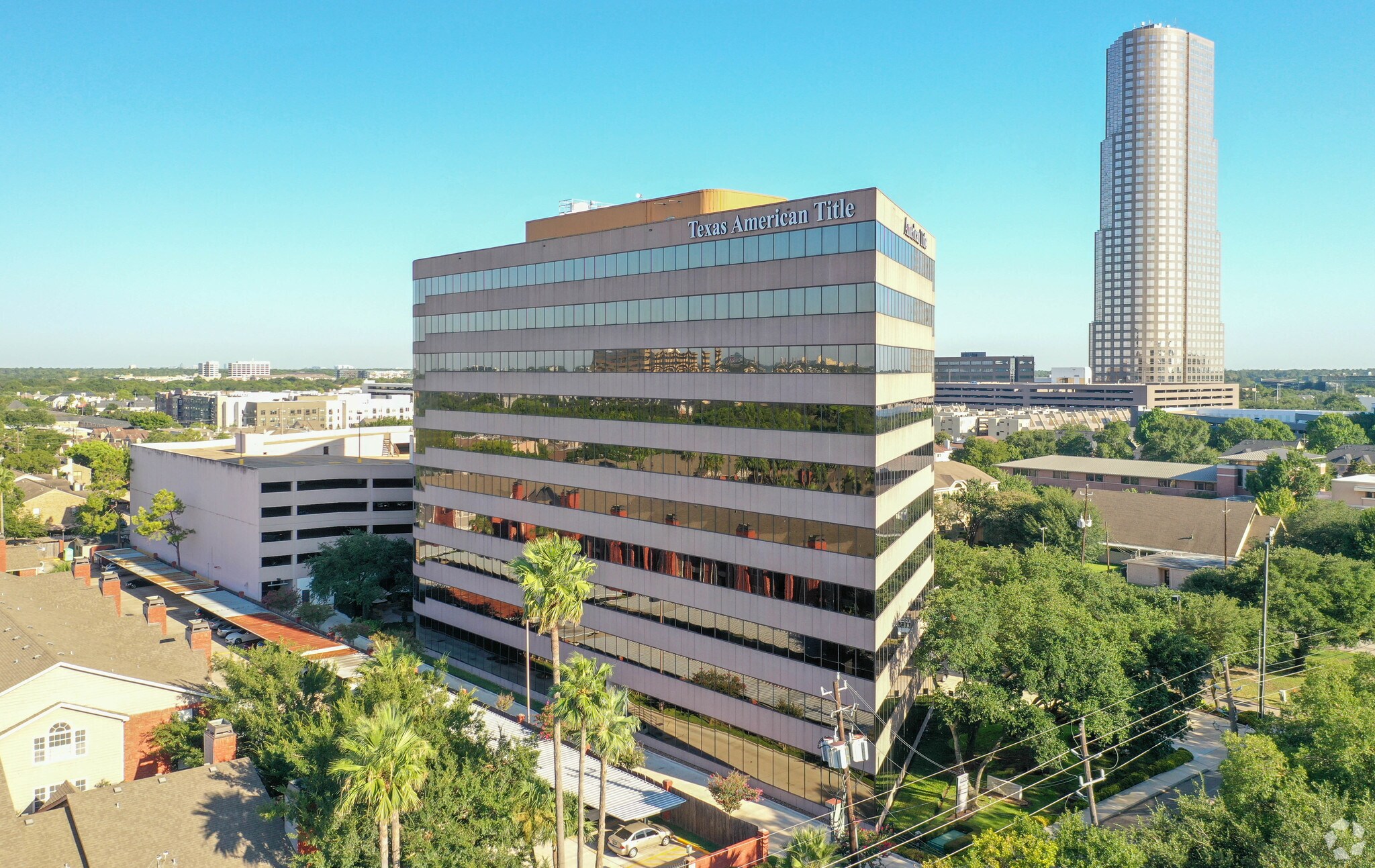 2000 Bering Dr, Houston, TX 77057 2000 Bering