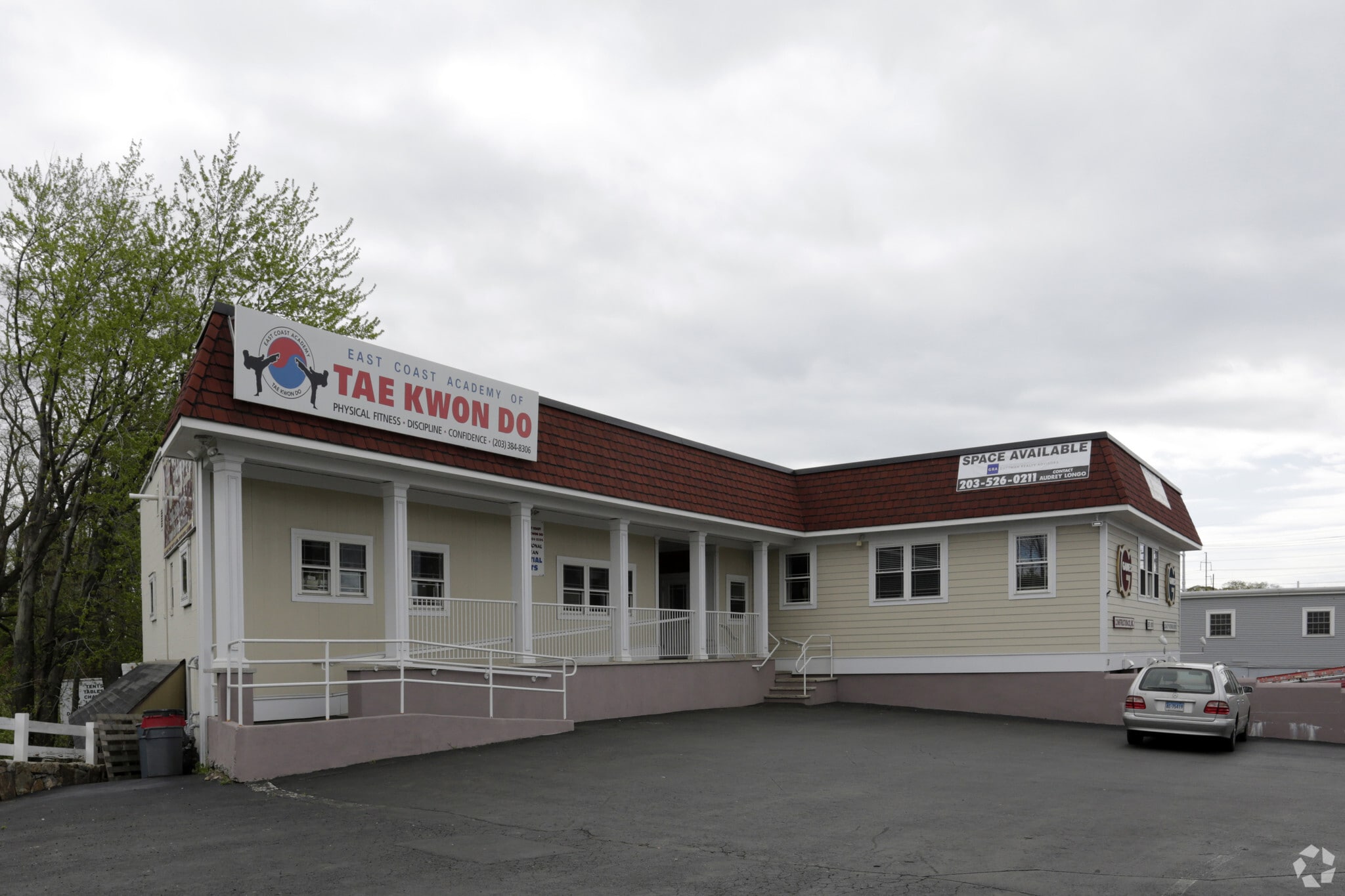 32 Berwick Ct, Fairfield, CT for lease Primary Photo- Image 1 of 10