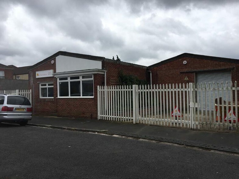 Henty Rd, Southampton, SO16 4GF