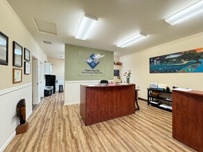 542-544 N 5th Ave, Sequim, WA for sale Interior Photo- Image 1 of 13