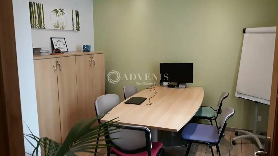 Office in Clamart for sale - Interior Photo - Image 3 of 6