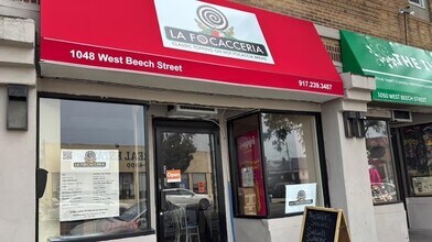 1042-1052 W Beech St, East Atlantic Beach, NY for lease Building Photo- Image 1 of 1