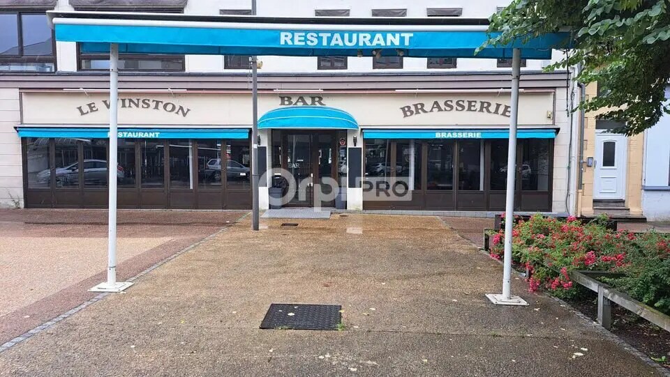 Retail in Montluçon for lease - Building Photo - Image 3 of 6