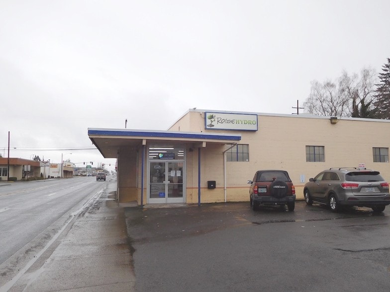757 Ivy St, Junction City, OR for lease - Building Photo - Image 3 of 9