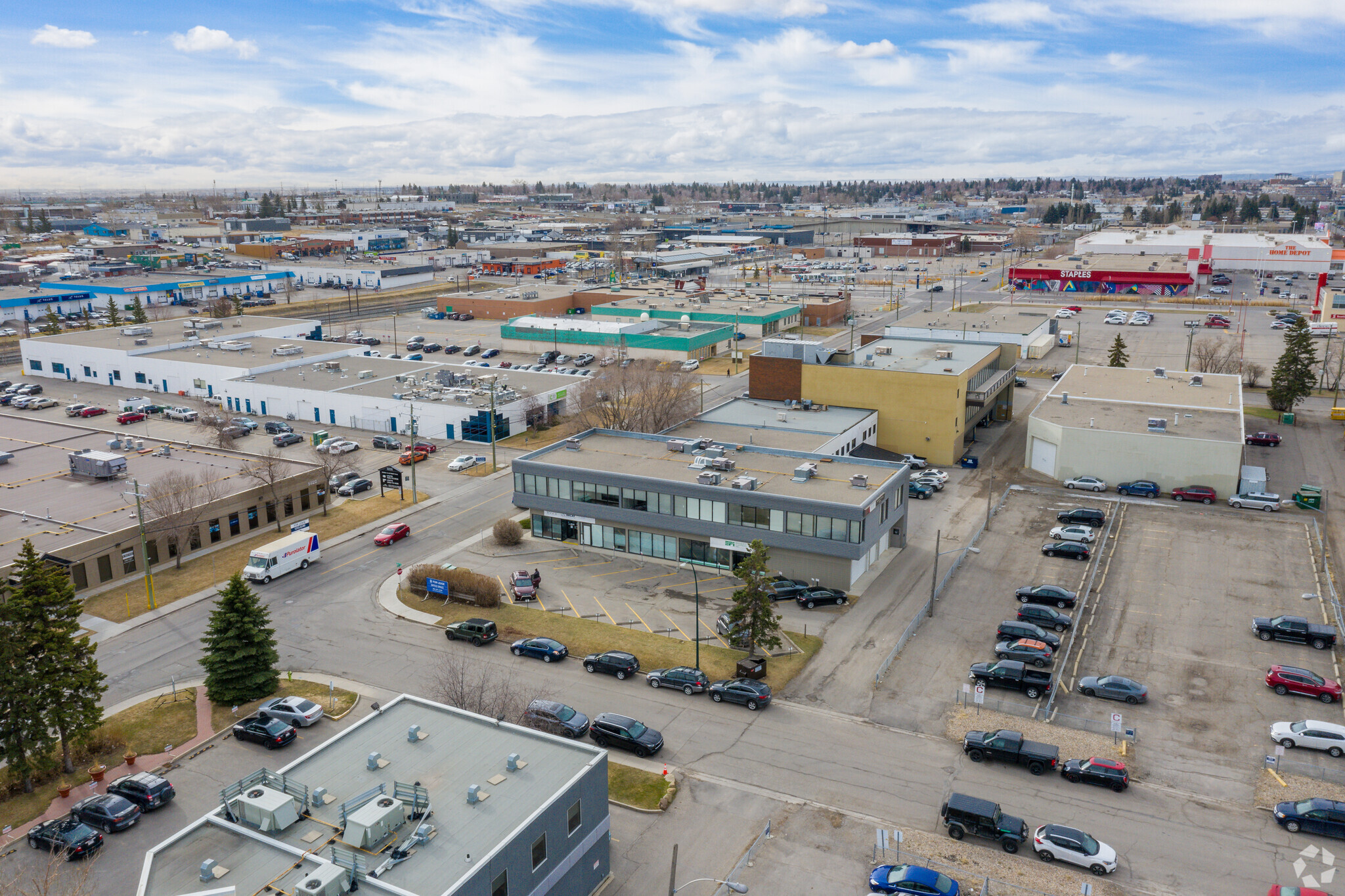 6001 1A St SW, Calgary, AB T2H 0G3 - Chinook Building | LoopNet