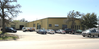 1020 Shady Oaks Dr, Denton TX - Warehouse