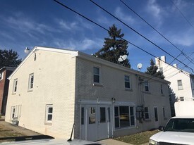 OFFICE SPACE IN EMMAUS - LEED Certified Building