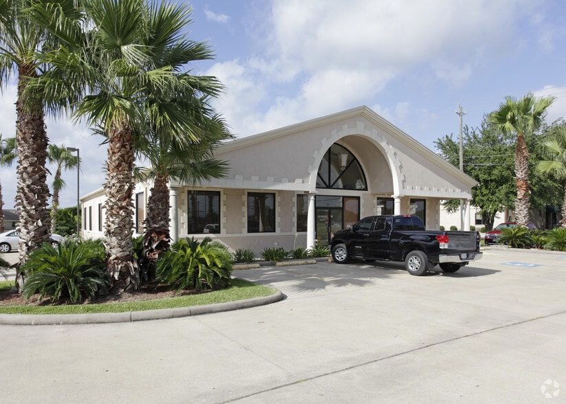 3326 Watters Rd, Pasadena, TX for sale - Building Photo - Image 1 of 9