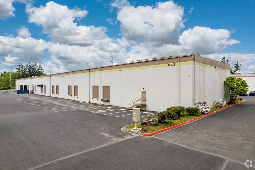 10075 SW Commerce Cir, Wilsonville, OR for sale - Primary Photo - Image 1 of 1