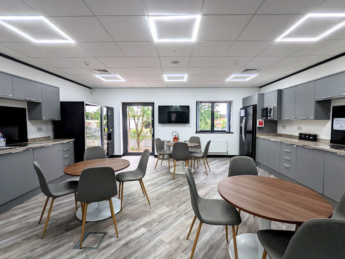 Skelton Grange Rd, Leeds for lease - Building Photo - Image 3 of 15