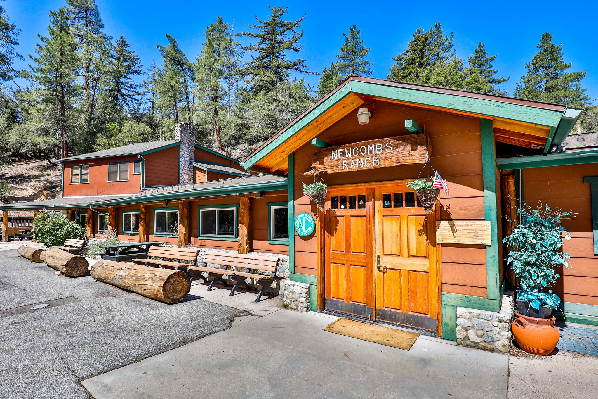 CA-2, La Cañada Flintridge, CA for sale Building Photo- Image 1 of 35