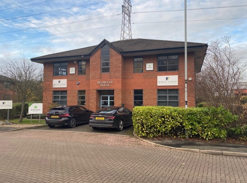 Harcourt Way, Leicester for sale - Primary Photo - Image 1 of 1