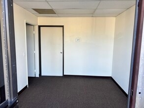 23342 South Pointe Dr, Laguna Hills, CA for lease Interior Photo- Image 2 of 9
