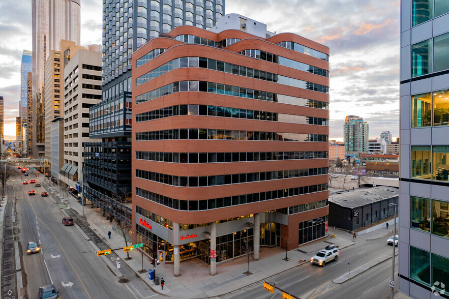 855 8th Ave SW, Calgary, AB for lease - Building Photo - Image 2 of 14