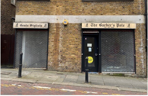 18 Roehampton High St, London for sale Primary Photo- Image 1 of 1