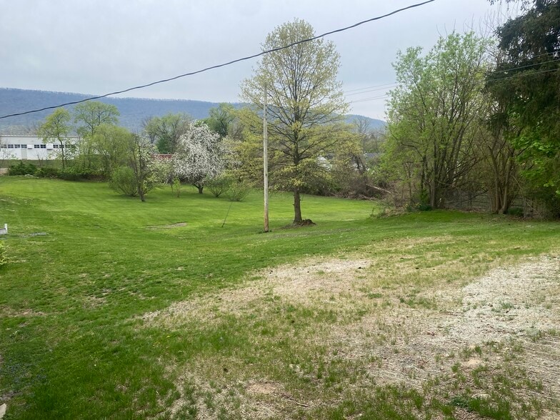 940 Bellefonte Ave, Lock Haven, PA for sale - Primary Photo - Image 1 of 4