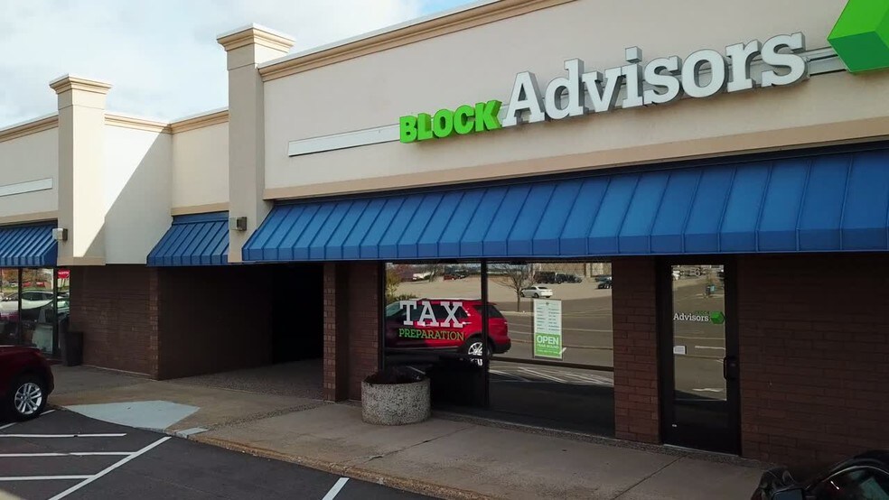 3035 N White Bear Ave Maplewood Mn 55109 Retail Space For