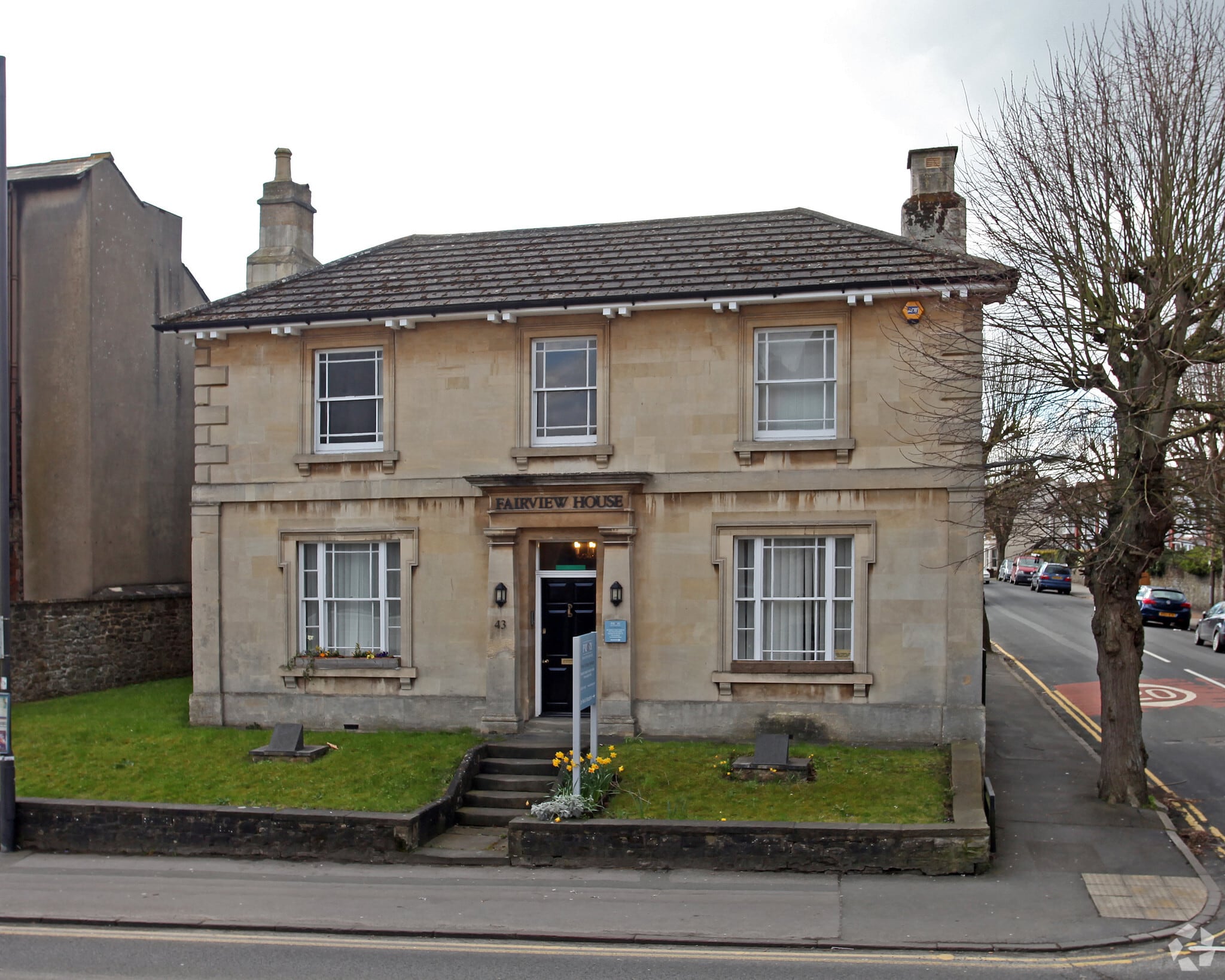 43 Bath Rd, Swindon for sale Primary Photo- Image 1 of 1