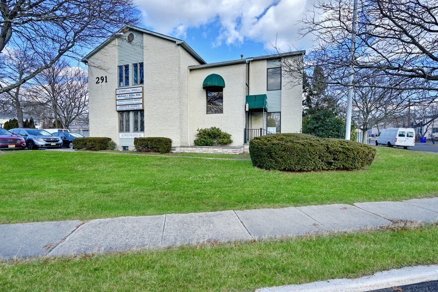 291 Herbertsville Rd, Brick, NJ for lease - Building Photo - Image 1 of 11