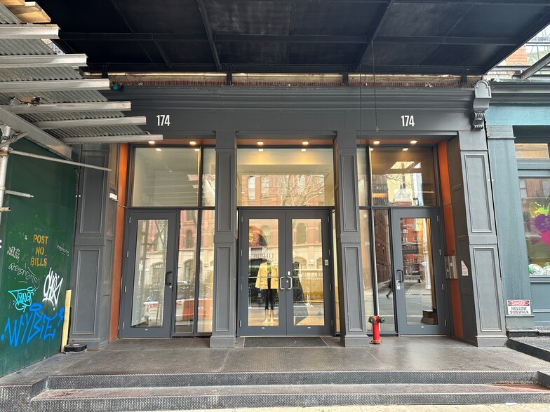 174 Duane St, New York, NY for sale - Building Photo - Image 1 of 1