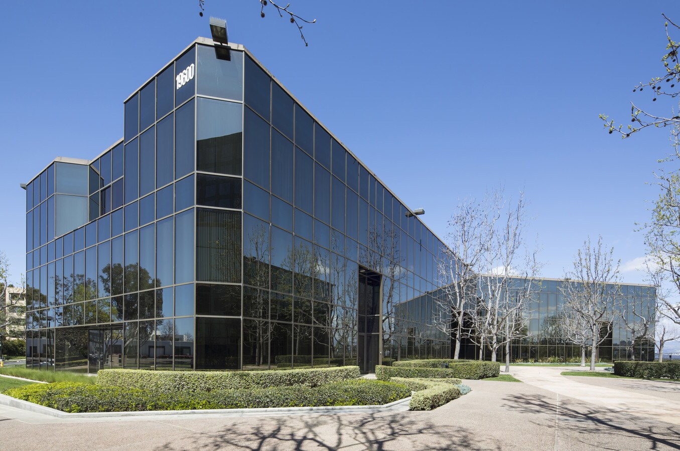 19600 Fairchild Rd, Irvine, CA 92612 (Newport Summit)