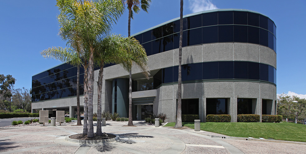 6020 Cornerstone Ct W, San Diego, CA for lease - Building Photo - Image 2 of 7