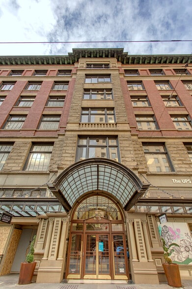 801-815 1st Ave, Seattle, WA for lease - Building Photo - Image 2 of 4